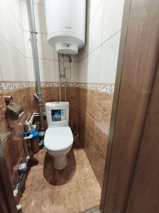 Продам затишну 3к.квартиру з великою кухнею по вул. Білопіль