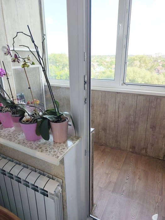 Продам затишну 3к.квартиру з великою кухнею по вул. Білопіль