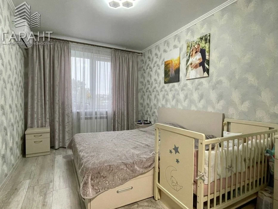Продам 2-х кімнатну квартиру з ремонтом. Пр-кт М. Лушпи.