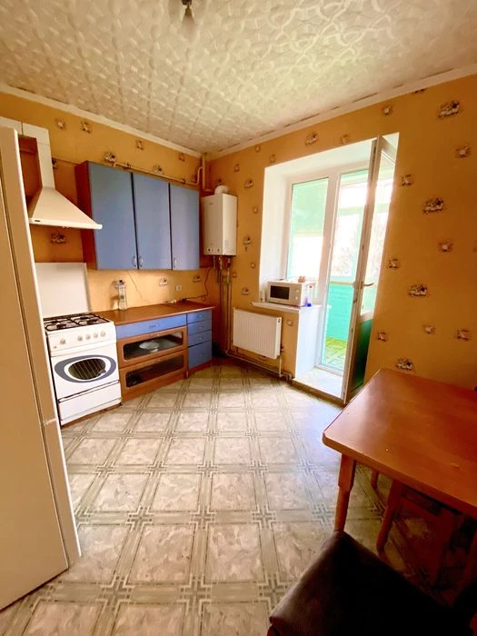 Від власника ! Продам  велику 1к квартиру 48 м2. Проспект Св