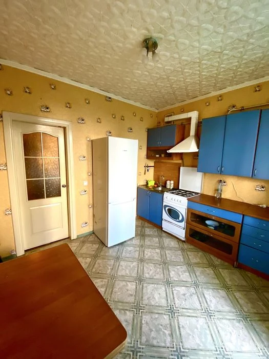 Від власника ! Продам  велику 1к квартиру 48 м2. Проспект Св