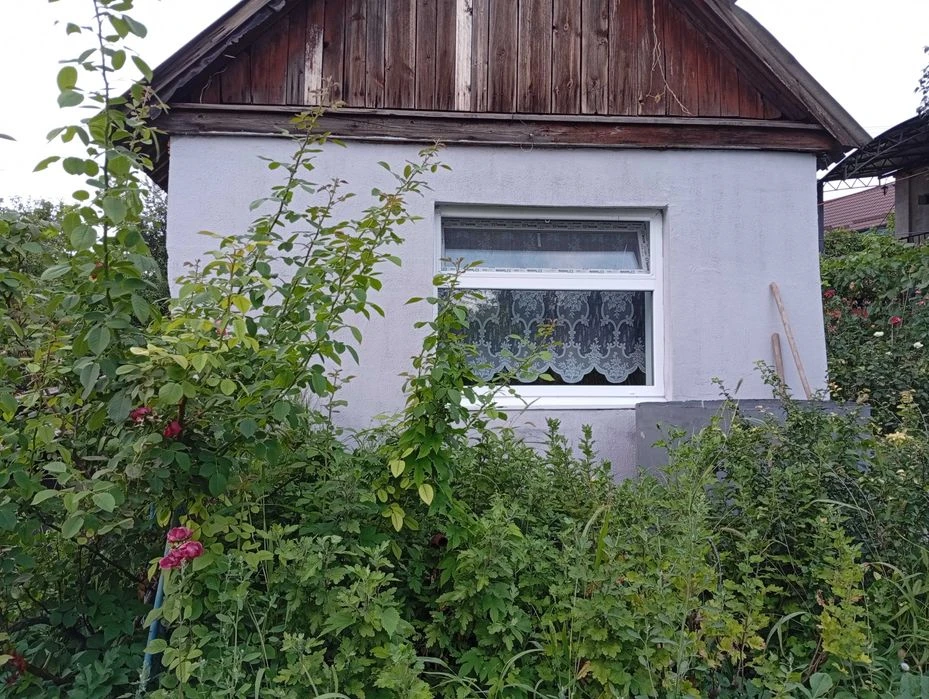 Center!! District Vernadskogo Pl. Semi-detached house + residential summer kitchen in