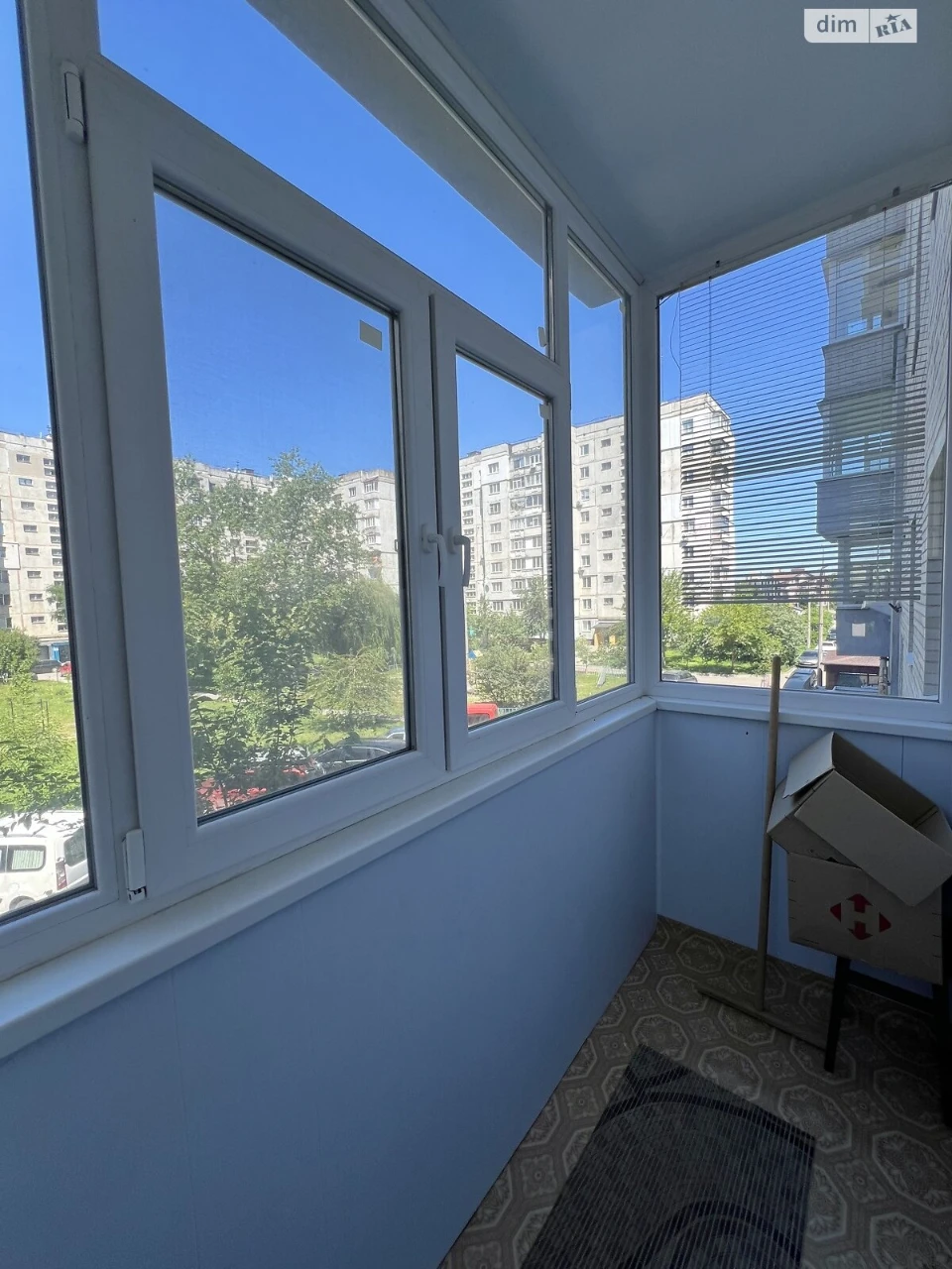 Продаж Квартира Зарічний