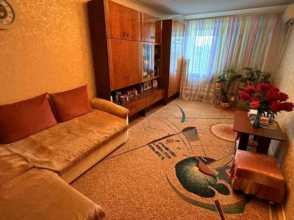 Квартира. Днепр, Осенняя ул.