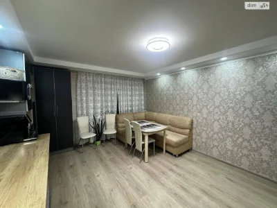 Продаж Квартира Зарічний
