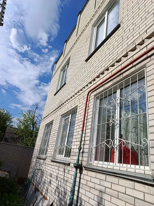 Терміново  продаж Гарної Садиби від господаря    район вул 8