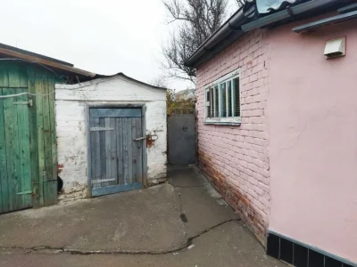Продам будинок на Роменській.