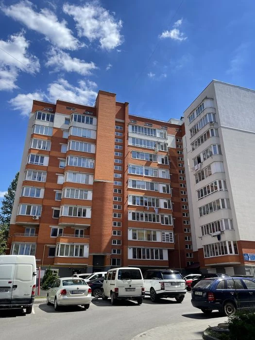 3 кім квартира Злуки ( ЖК Садове місто)