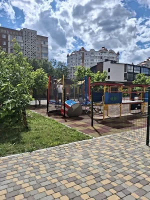 Продаж квартири на Злуки