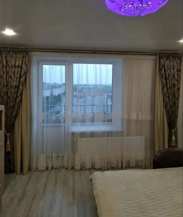 Продаж 2к квартири 68.1 кв. м на вул. Корольова