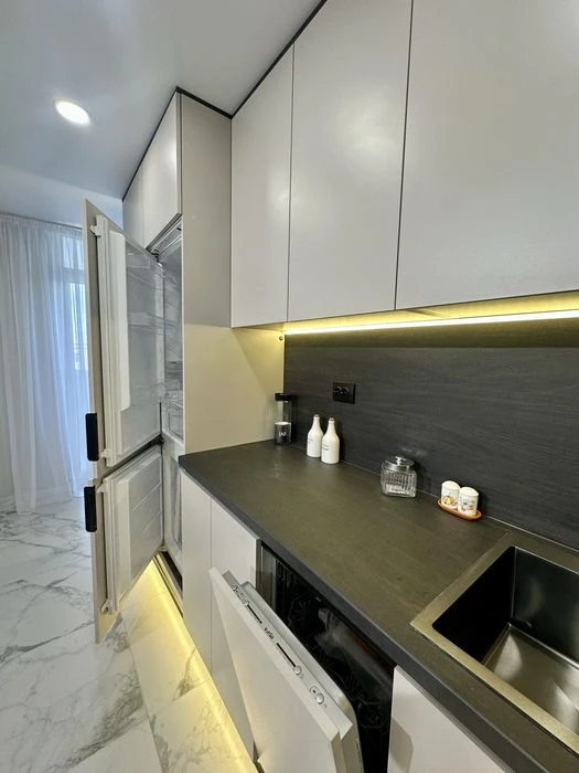 Продаж повноцінної 3км квартири, вул. Київська