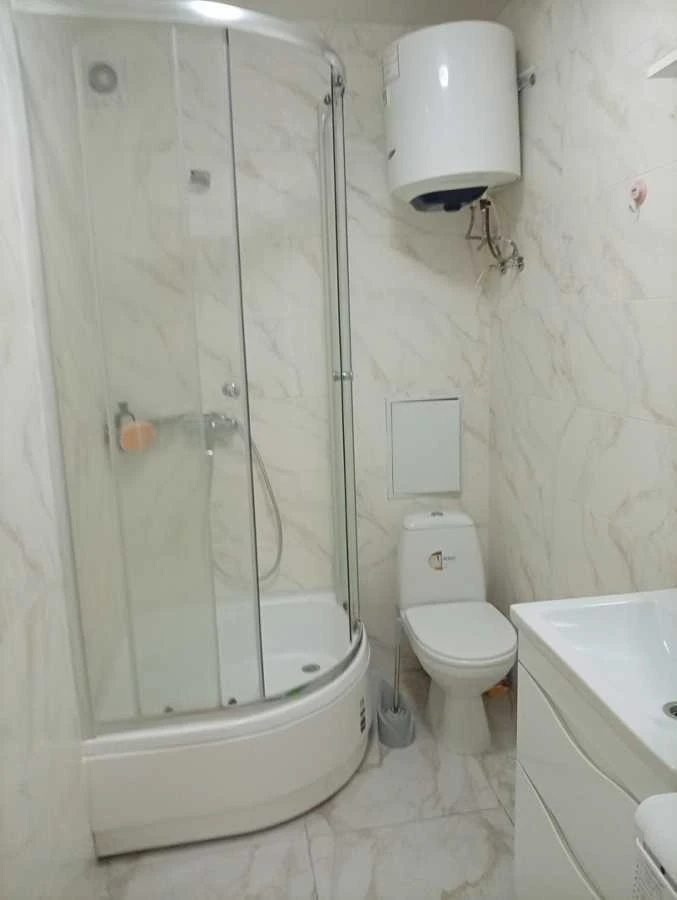 Продаж 2-кімнатної квартири 59 м², Харківське шосе, 56