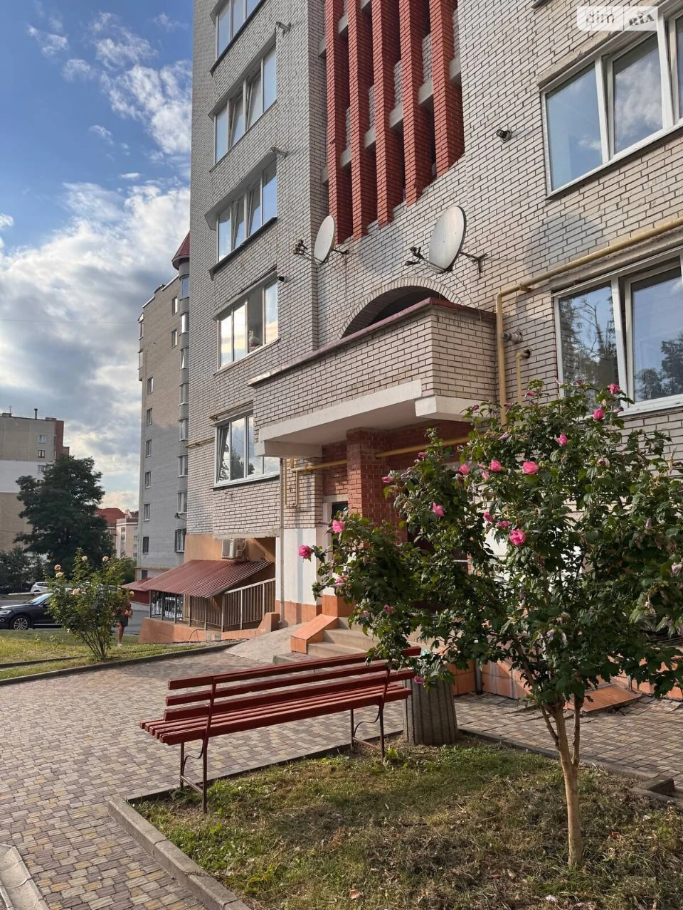 Продаж Квартира Канада