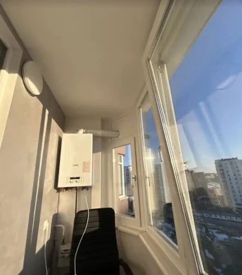 Продаж 1к квартири 52 кв. м на вул. Київська