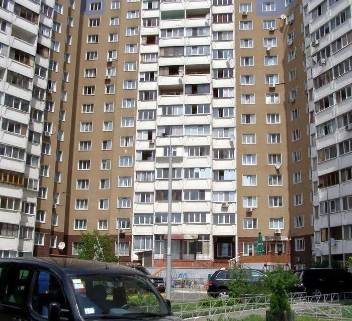 Продаж 2-кімнатної квартири 59 м², Харківське шосе, 56