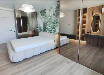 Продаж 3к квартири 101 кв. м на вул. Торговиця
