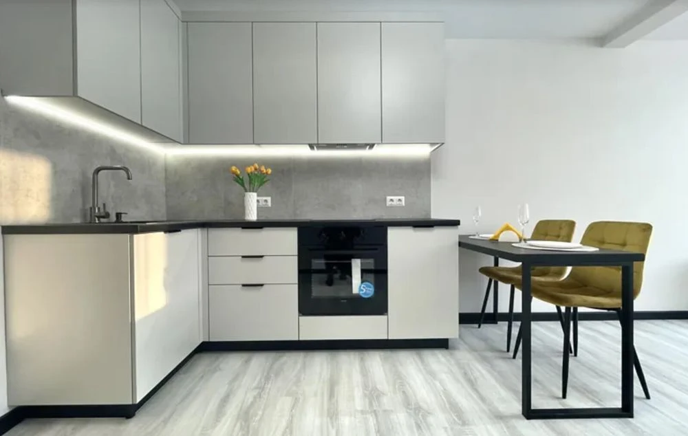 Продаж 1к квартири 32 кв. м на вул. Смакули