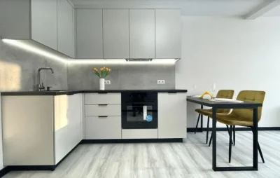 Продаж 1к квартири 32 кв. м на вул. Смакули