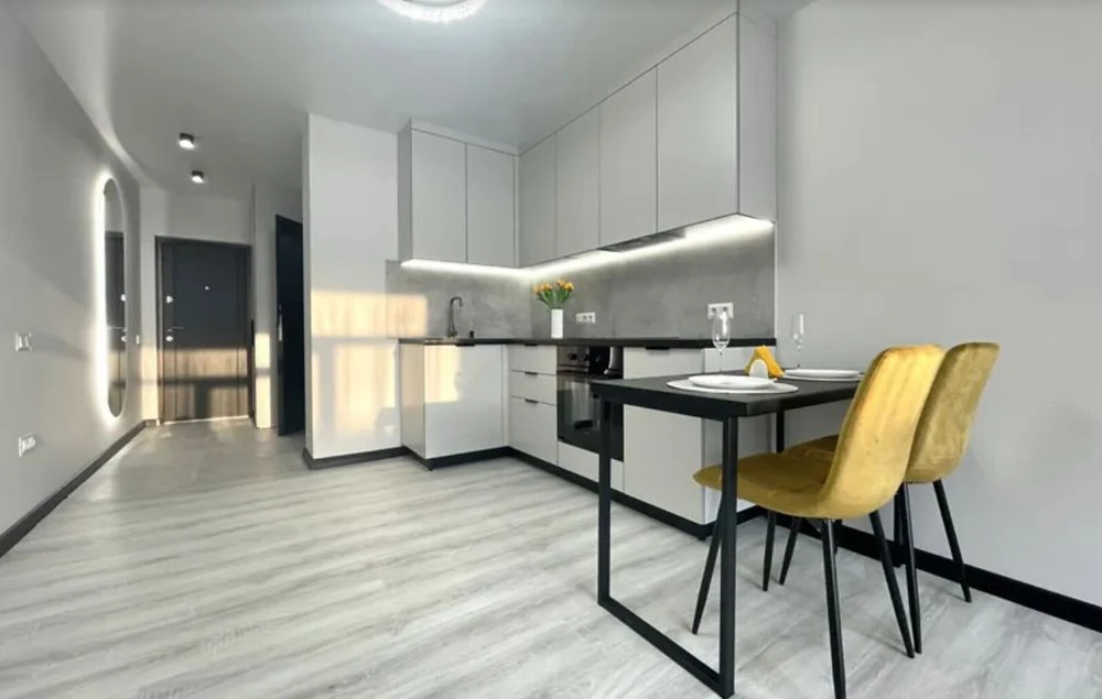 Продаж 1к квартири 32 кв. м на вул. Смакули