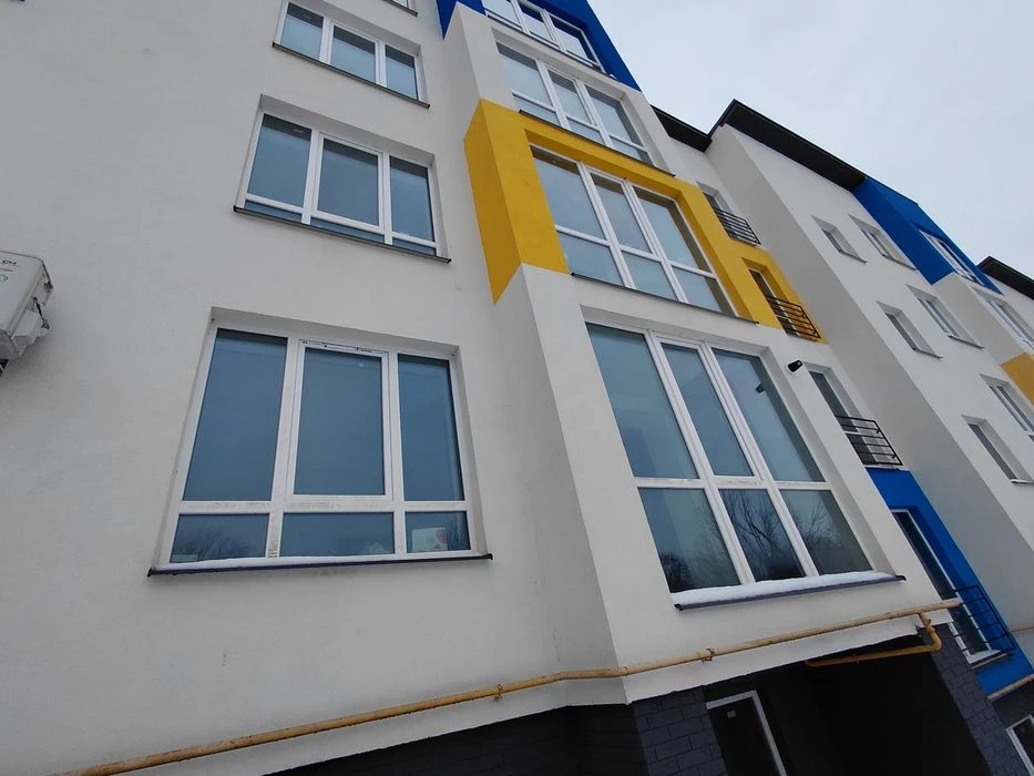 Продається простора 1 кім. квартира 52м.кв по вул. Тернопіль