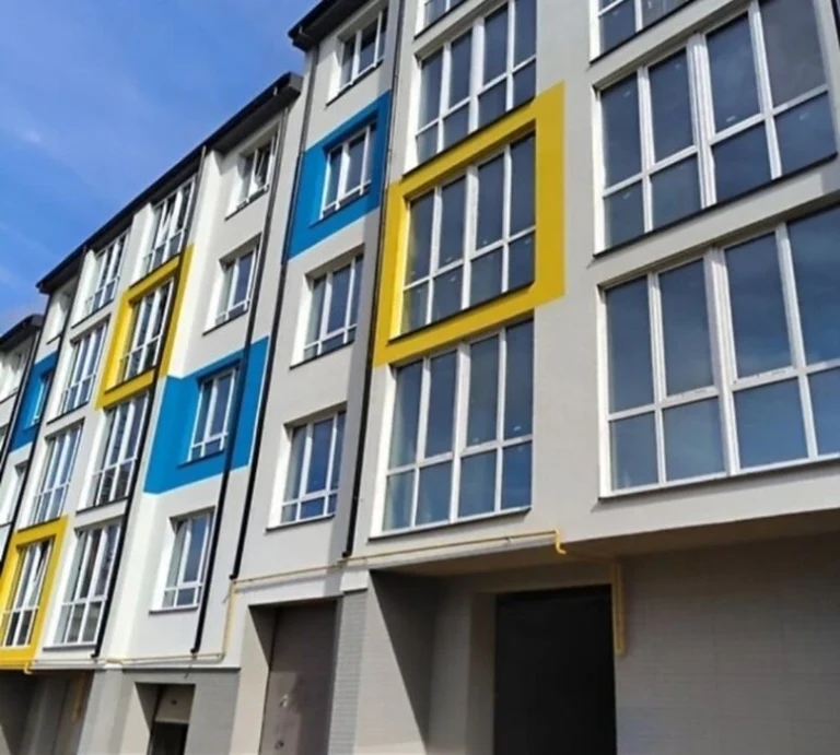 Продається простора 1 кім. квартира 52м.кв по вул. Тернопіль