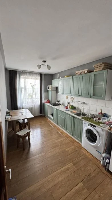 Продаж 3км квартири вул. С. Короля (Бережанська)