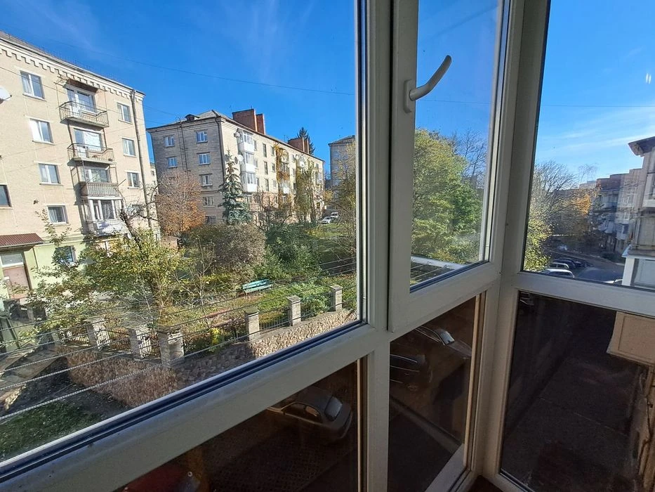 Продаж 4 кімнатної квартири по вул.Старий Поділ. Центр.Терно