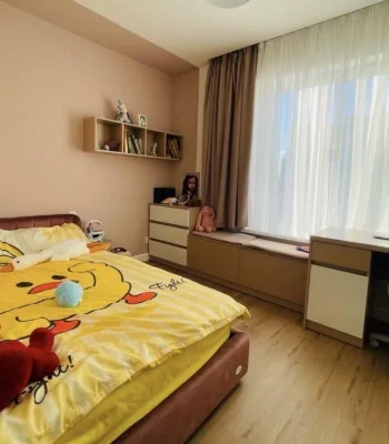 Продається 3 кімнатна квартира р-н Старий Парк