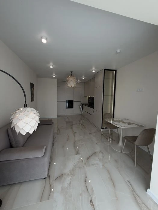 Продаж 1-кімнатної квартири 46,2 м² .Ремонт, меблі та технік