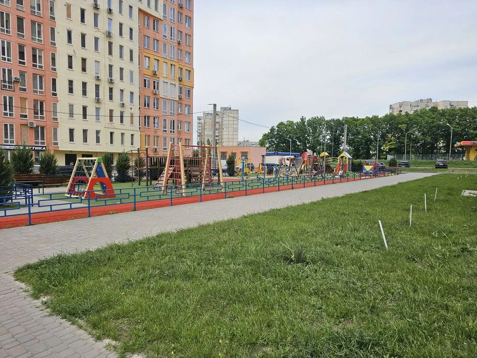 Selling 1-room apartment. Residential complex "Meridian". Gv. Shironintsiv 72.
