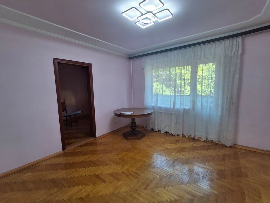 4 кім квартира вул Братів Бойчуків м Тернопіль