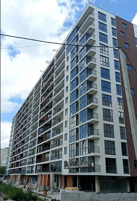 Продаж 2к квартири 73 кв.м, м. Тернопіль, вул. Генерала Миро