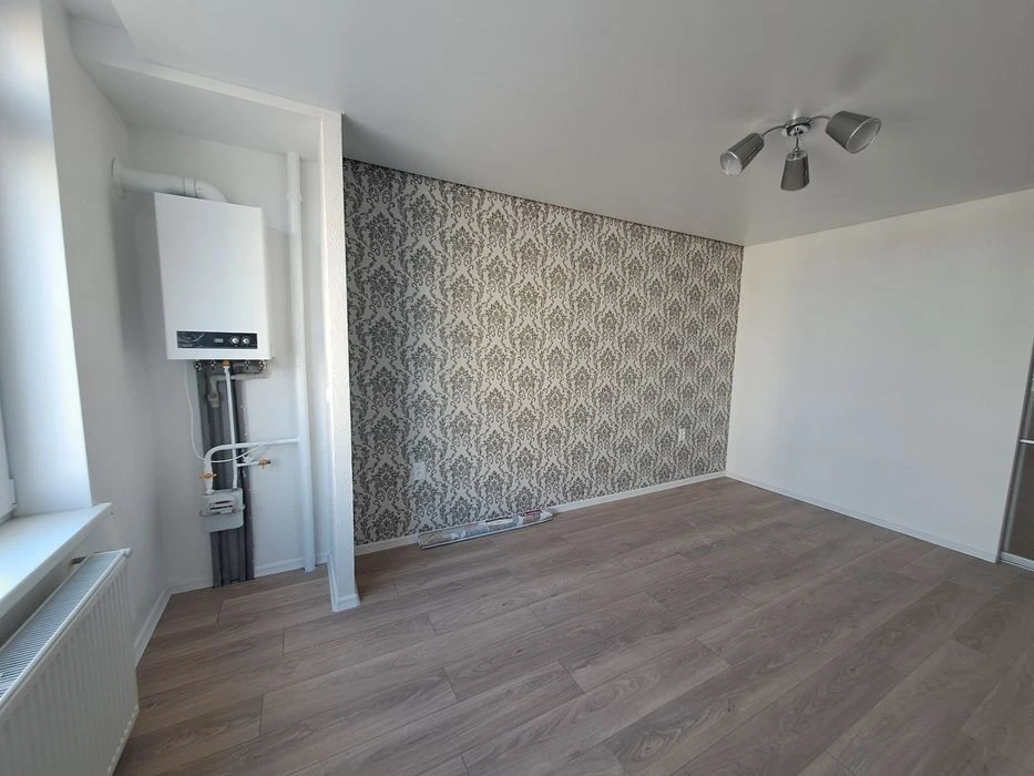 Продається простора 2 кім квартира 70м.кв по вул. Сахарова