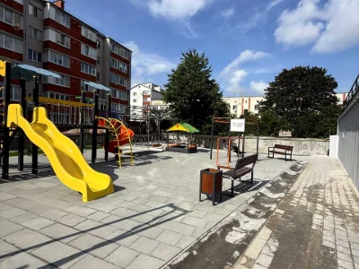 Квартира. Тернопіль, Тролейбусна вул., (Будинок)