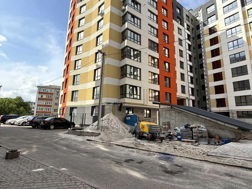 Квартира. Тернопіль, Тролейбусна вул., (Будинок)