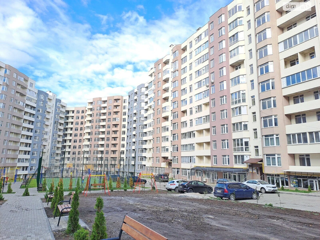 Продаж Квартира Бам