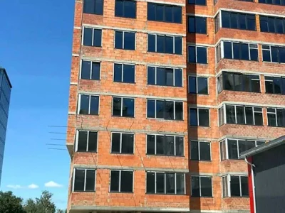 Квартира. Тернопіль, 15 Квітня вул., (Будинок)