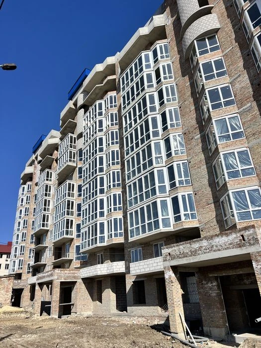 Продається 3 кімнатна квартира по вул. Бандери