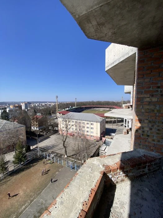 Продається 3 кімнатна квартира по вул. Бандери