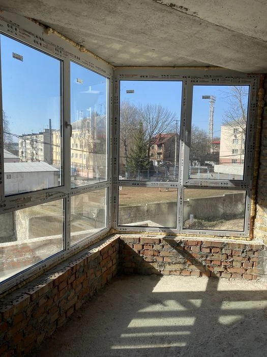 Продається 3 кімнатна квартира по вул. Бандери