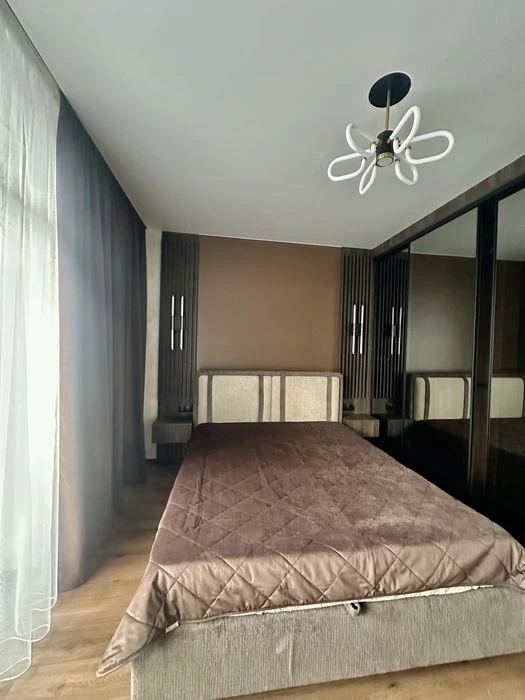 Продаж елітної квартири вул. Торговиця, Центр
