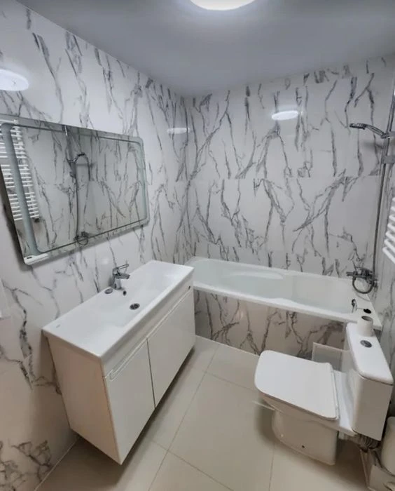 Продаж 3к квартири 85 кв. м на просп. Злуки
