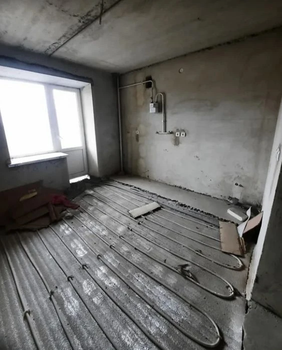 Продаж 4к квартири 115 кв. м на вул. Євгена Коновальця