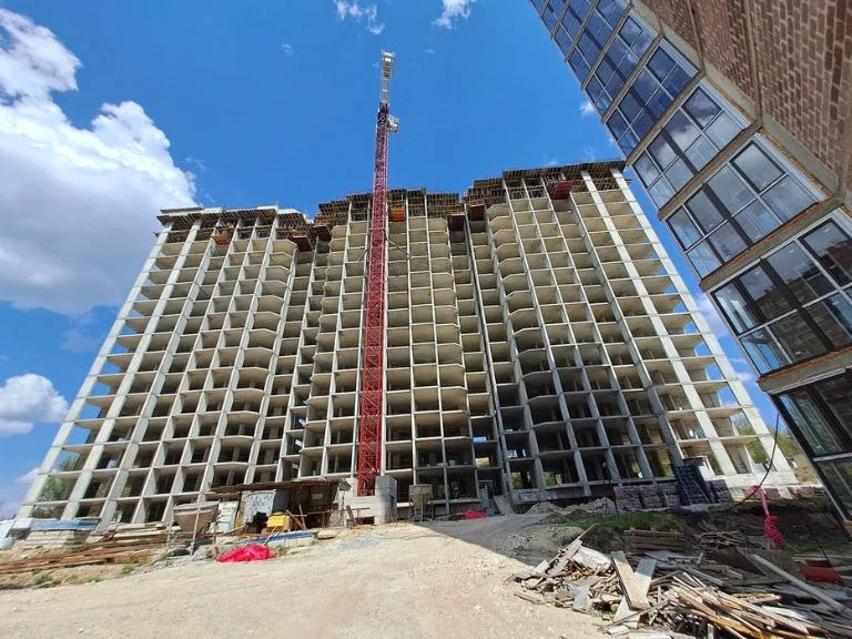 Продаж 3к квартири 80.5 кв. м на шосе Підволочиське