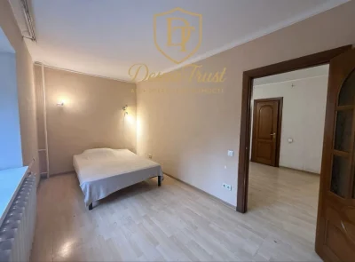ТЕРМІНОВИЙ ПРОДАЖ  1к кв  по вул. Антоновича 170/172