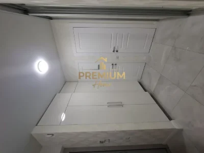 Продаж 3-кімн. квартири на Степана Бандери, Канада
