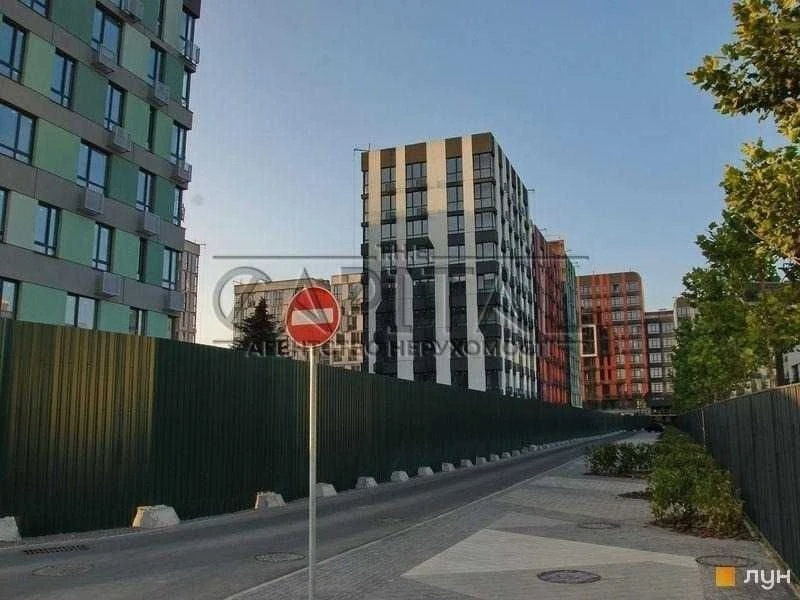 For sale / Apartment / Respublika Residential Complex / Holosiivskyi
