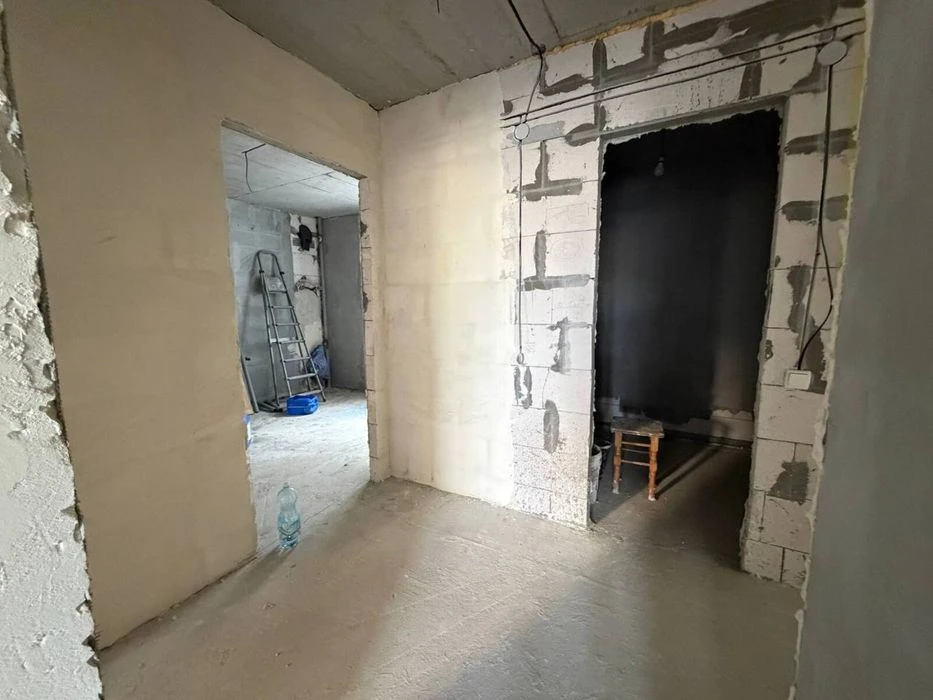 Продаж 2 к.квартири вул.Білогірська.