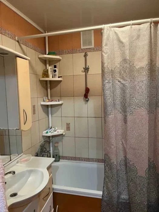 Продаж 3 кім квартири по вул. Вишневецького
