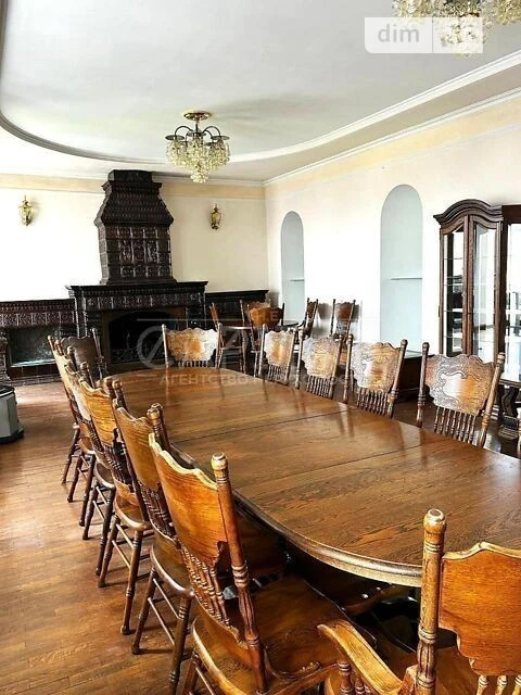 Продаж 5к квартири 300 кв. м на вул. Антоновича 9 • ID 34686